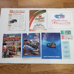 Nascar 1997 Daytona 500‎ Official Souvenir Program Package in Plastic Holder